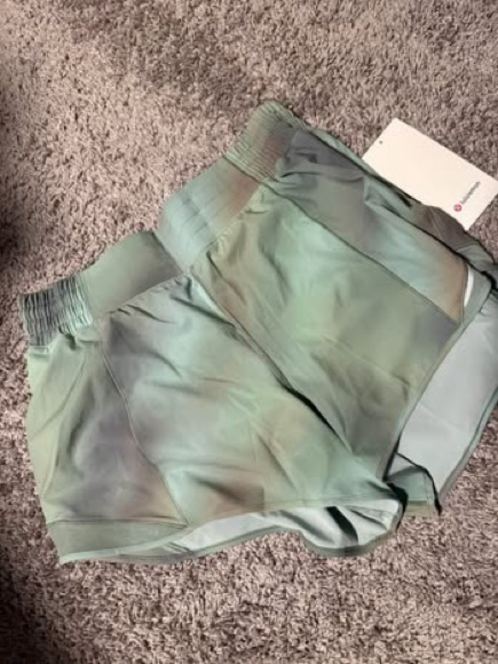 Lululemon Hotty Hot HR Shorts 4” Size 12 – NWT (Green)